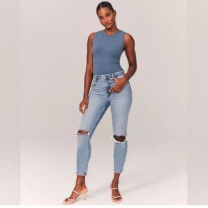 NWT Abercrombie high rise jeans